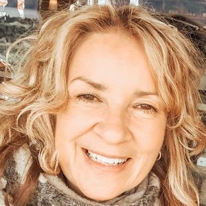 Meet your Posher, Francesca